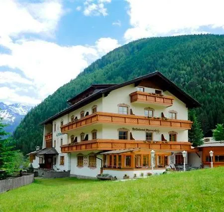 Gasthof Alpenrose بيت ضيافة 3*