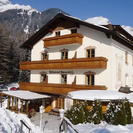بيت ضيافة Gasthof Alpenrose 3*