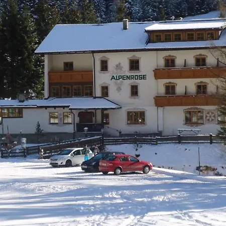 Gasthof Alpenrose 3*